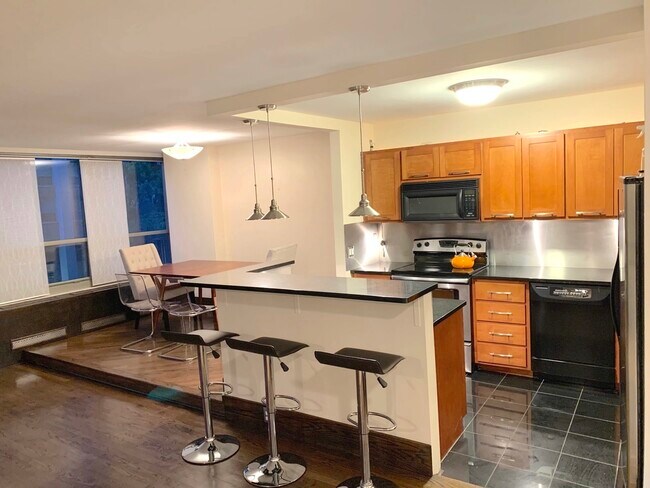 Foto del edificio - 3550 N Lake Shore Dr.
