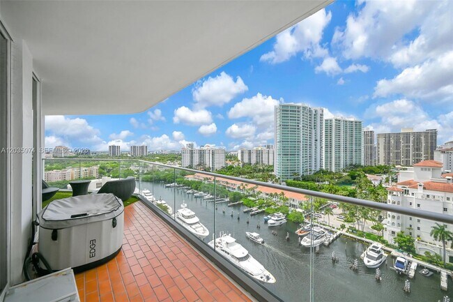 Building Photo - 19707 Turnberry Way