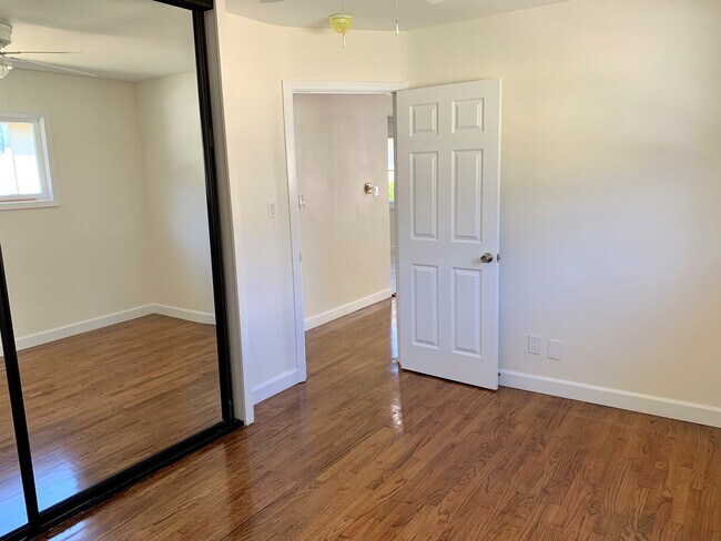 bedroom 1 - 3715 Selby Ave