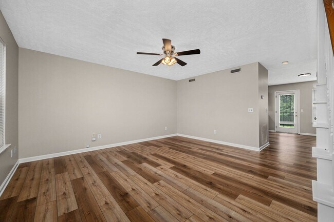 Foto del edificio - Hamlet Square Townhomes Unit 2344A