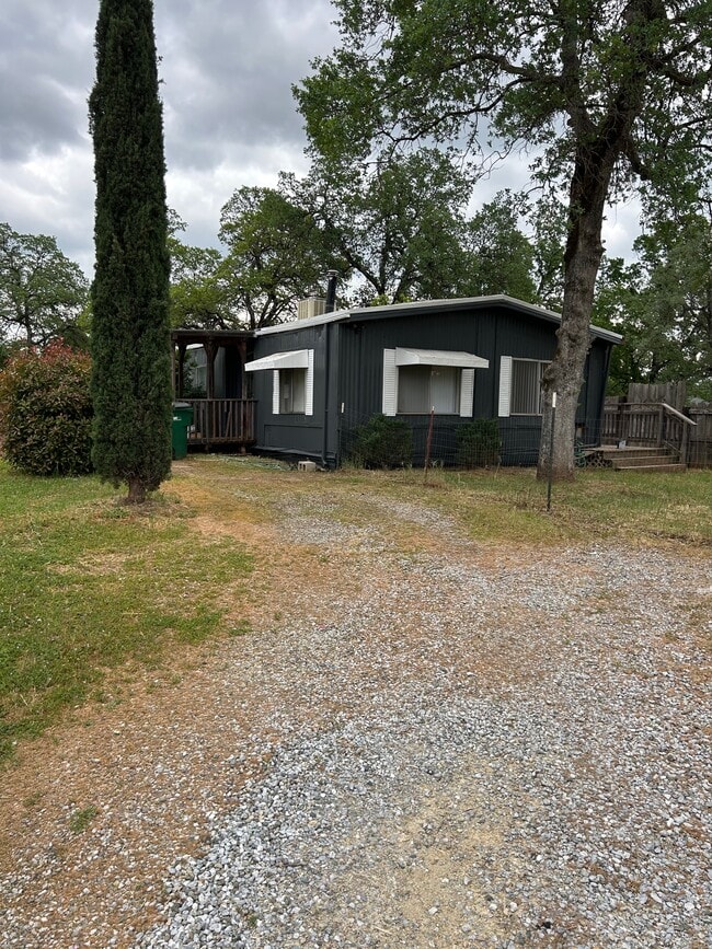 Building Photo - 18395 Oasis Rd