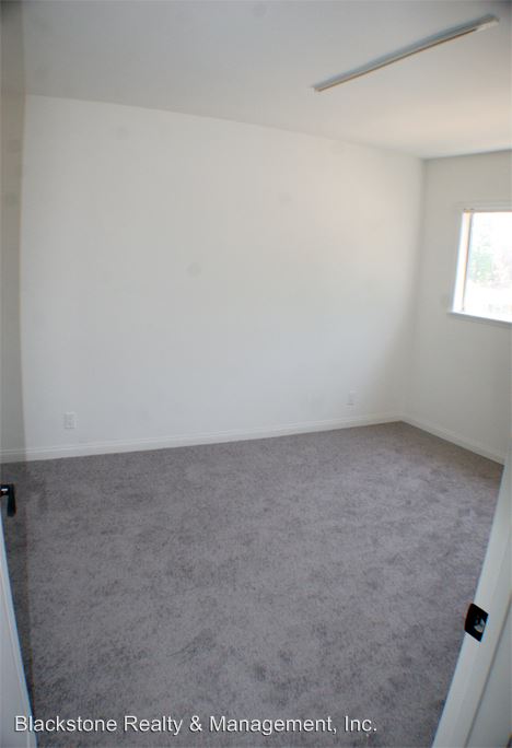 Foto del edificio - 14936 Magnolia Blvd
