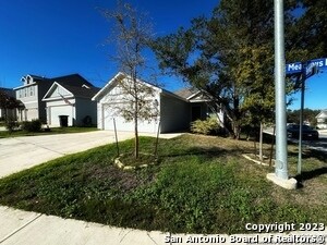 Foto del edificio - 9007 Oak Meadows Run