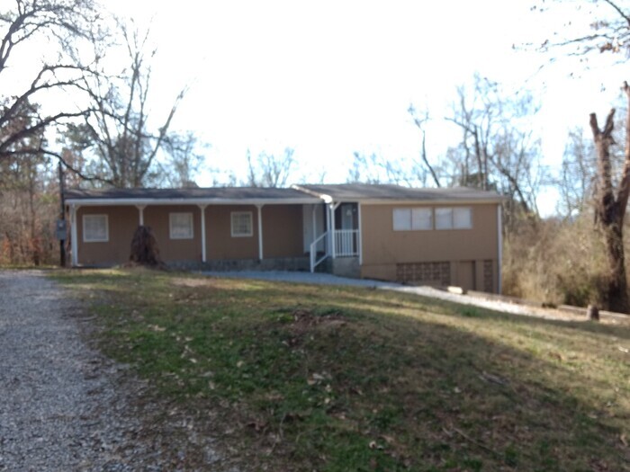 Primary Photo - Manufactured Home 3 bed