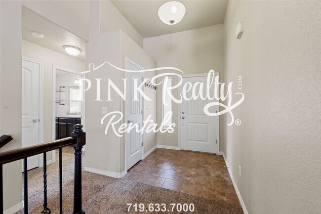 Building Photo - 7502 Araia Dr