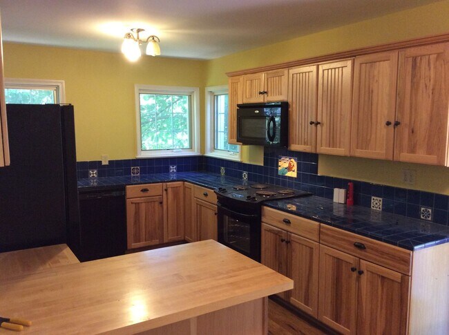 Foto del edificio - Marion Dr. 130 &amp; 140