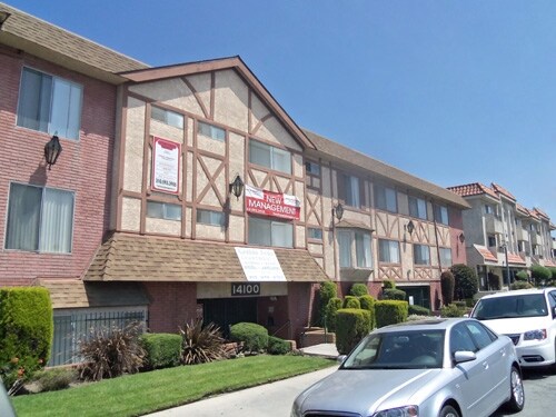 Foto del edificio - 14100 Chadron Ave