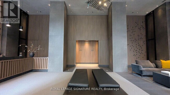 Photo du bâtiment - 55 Charles St E