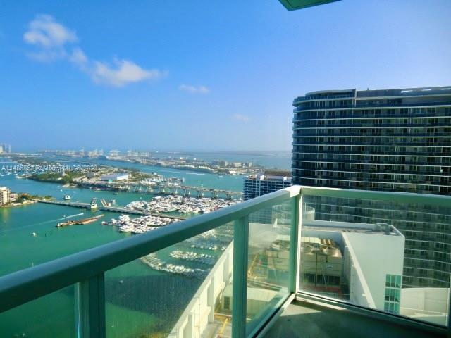 Foto del edificio - 1900 N Bayshore Dr