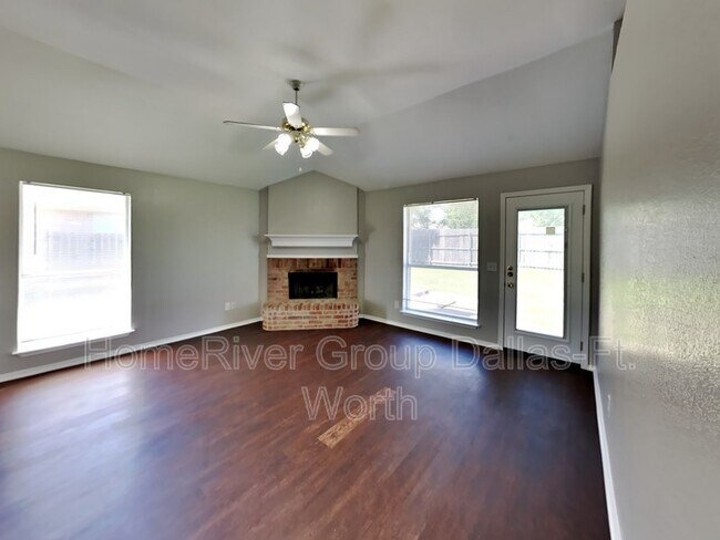 Building Photo - 207 Lake Wichita Dr