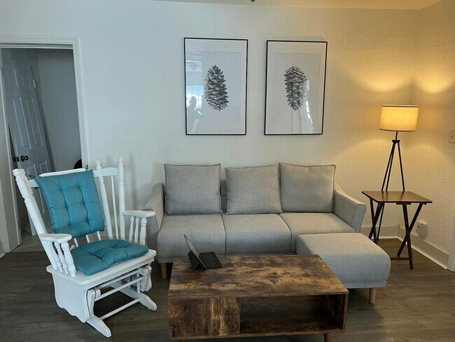 Foto del edificio - 2571 NW 18th Ct