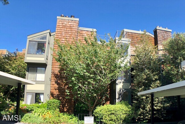 Building Photo - 1 br, 1 bath House - 85 Ora Way #E-202