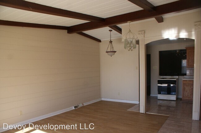 Building Photo - 3 br, 1 bath House - 2245 Kerwin