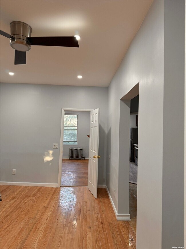 Foto del edificio - 311 Van Siclen Ave