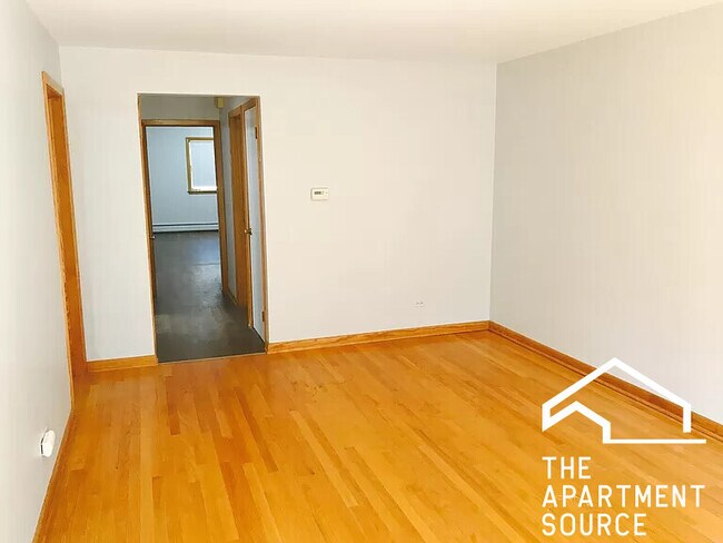 Foto del edificio - 3453 N Springfield Ave