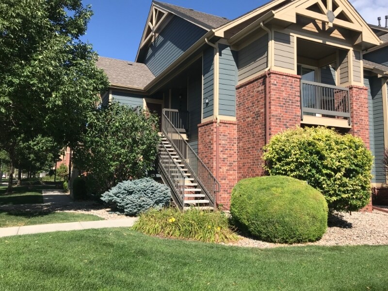 Primary Photo - 2450 Windrow Dr