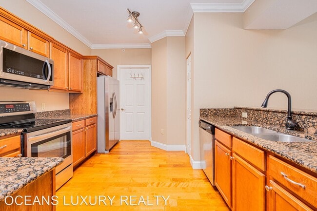 Building Photo - 2 br, 2 bath House - 2801 S Ridgewood Ave ...