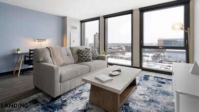 Building Photo - 1922 W Ogden Ave