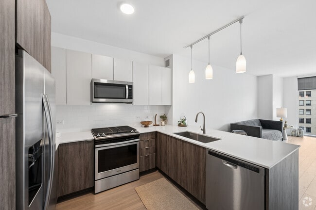 Gallery 1BR, 1BA - 846SF - Kitchen - The Lumen