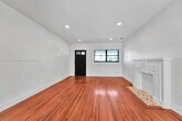 Foto principal - 9173 Byron Ave