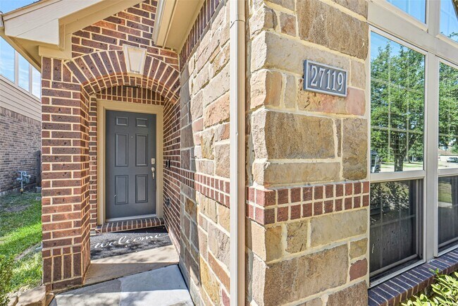 Foto del edificio - 27119 Postwood Manor Ct
