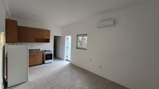 Foto del edificio - 950 NW 149th Terrace