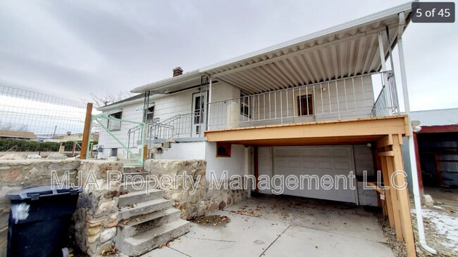 Building Photo - 8810 W 3500 S