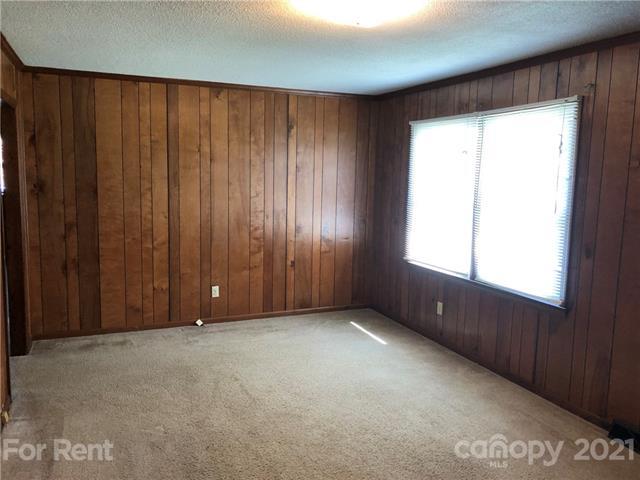 Foto del edificio - 1431 Victor Woods Ln