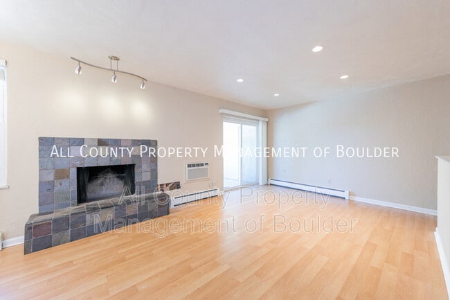 Building Photo - 3030 Oneal Pkwy