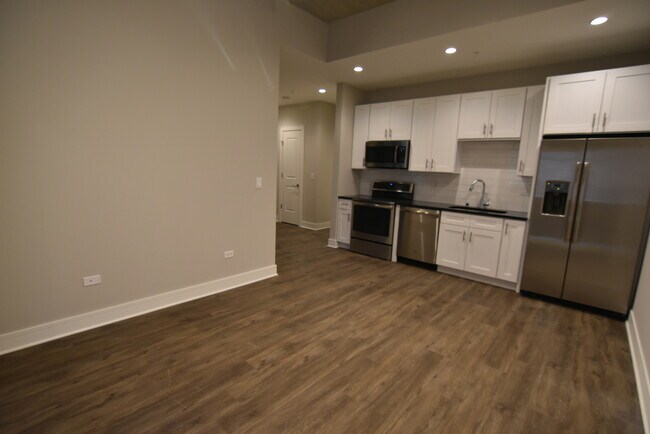 Foto del edificio - 3833 N Broadway St