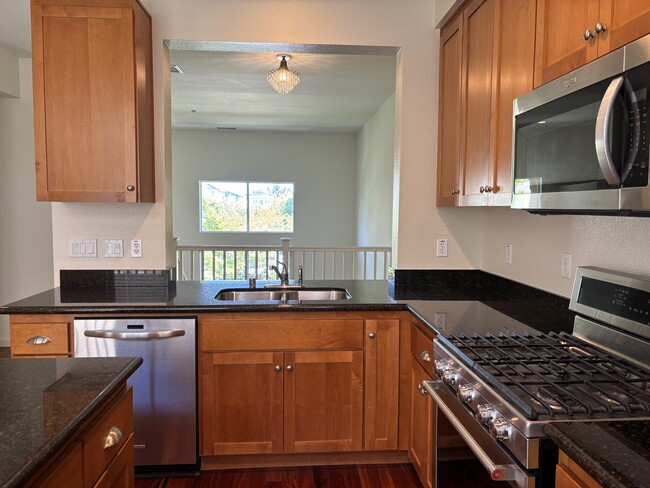 kitchen 1 - 180 Oberg Ct