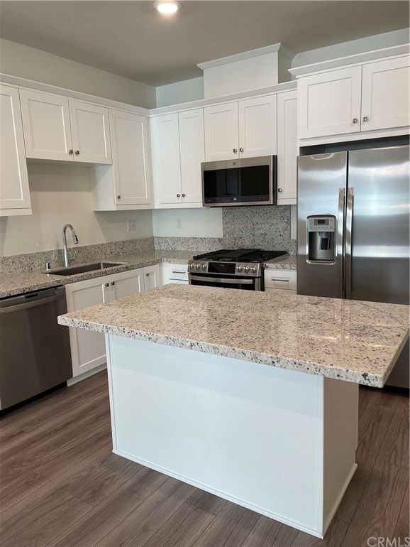 Building Photo - 2627 Glamis Ct