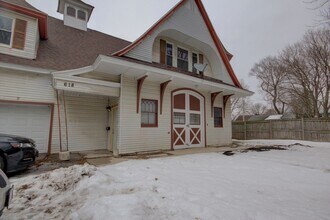 Building Photo - 618 E 15th St