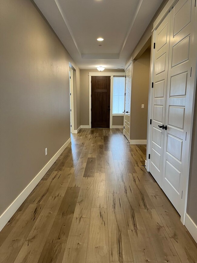 Foto del edificio - Stunning Stone Creek Single Level Home in Bonney Lake