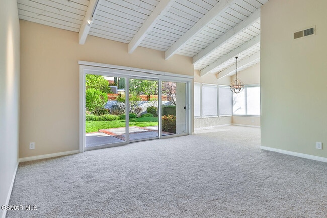 Building Photo - 1046 Barrow Ct