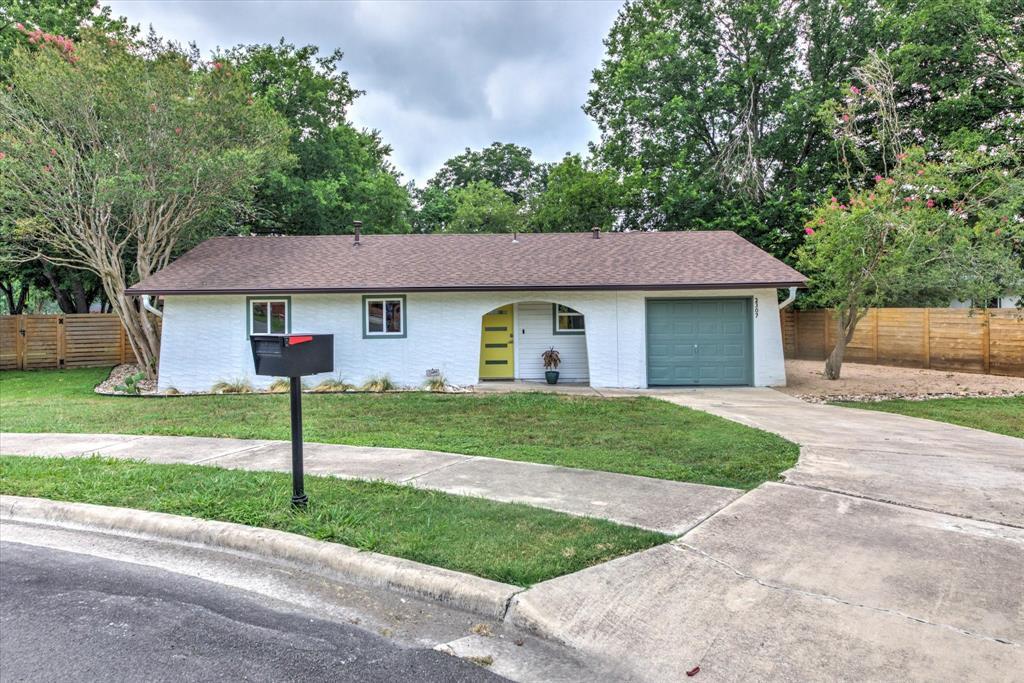 2307 Peach Ct, Austin, TX 78744 House Rental in Austin, TX