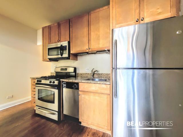 Building Photo - 0 bedroom in CHICAGO IL 60613