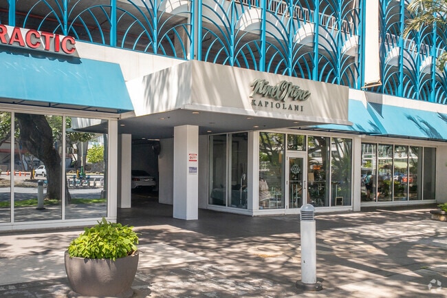 Building Photo - 909 Kapiolani Blvd