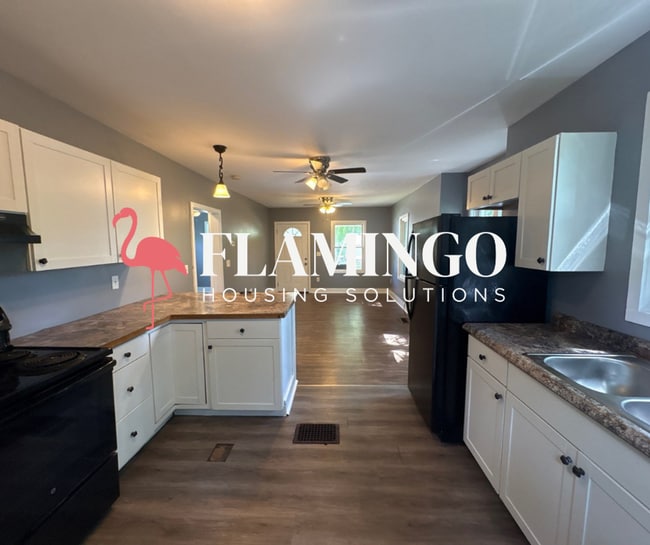 Photo - Cozy 2-Bedroom Home with Central Air in Dayton's Belmont Area