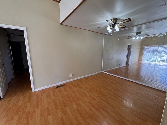 Foto del edificio - 3 Bedroom 2 bathroom Home for Rent -Lesley Reilly Property