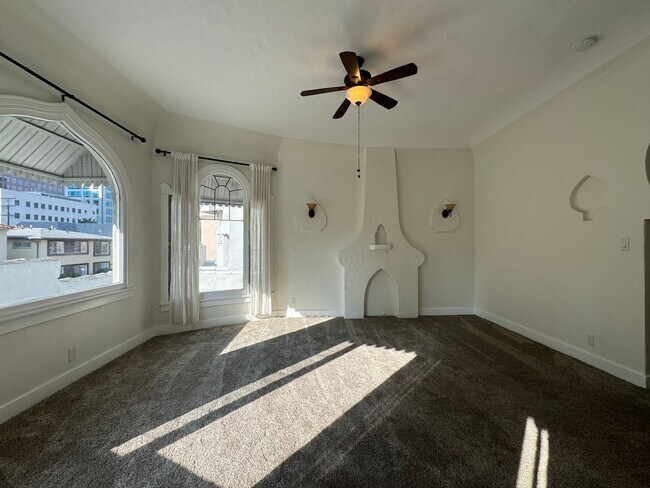 Foto del edificio - Welcome to Your New Home: Stunning Apartments in Orange St.