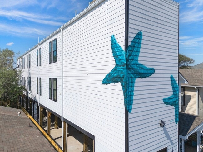 Building Photo - 624 Avenue H