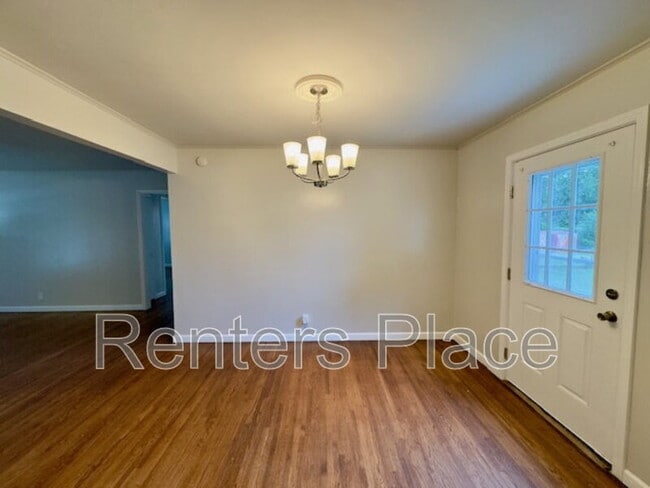 Foto del edificio - 208 E 45th Pl