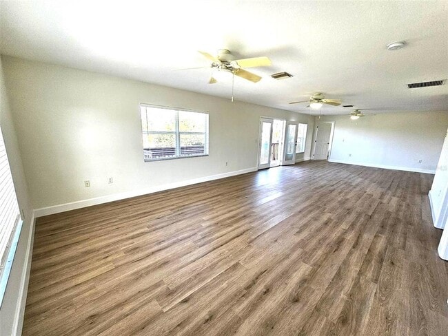 Building Photo - 9458 Anita Ave