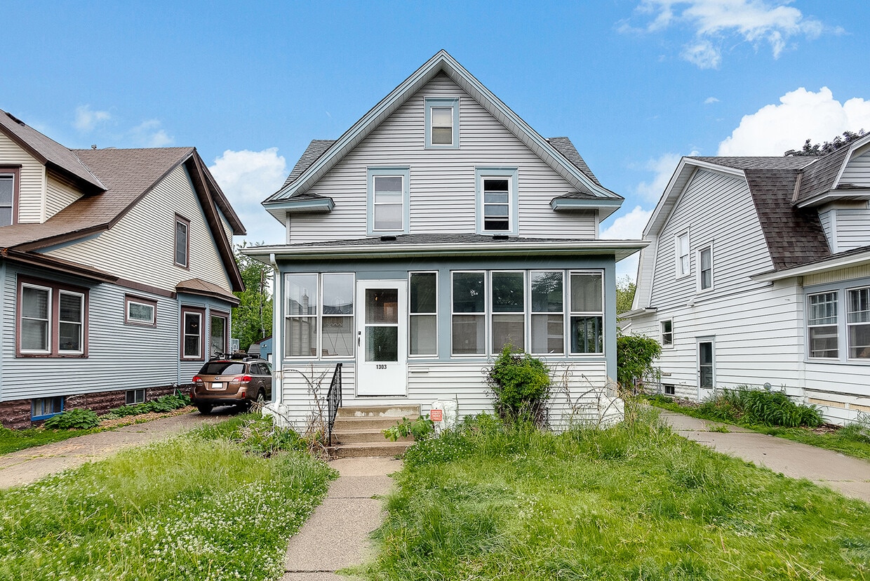 Foto principal - 1303 Englewood Ave
