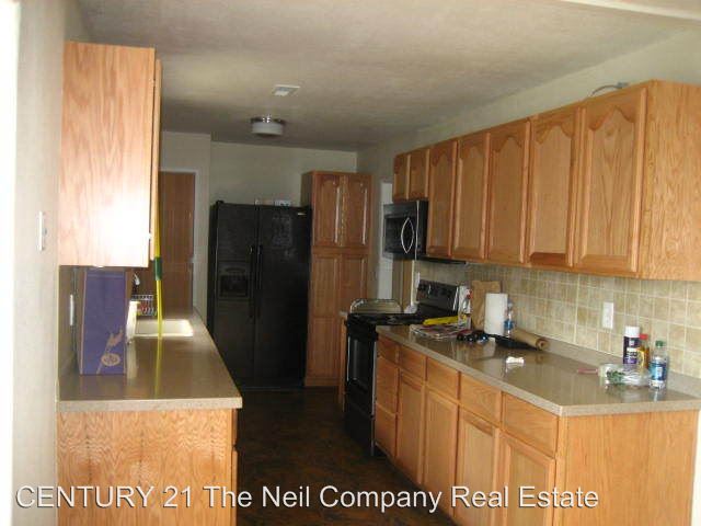 Building Photo - 222 Pike St