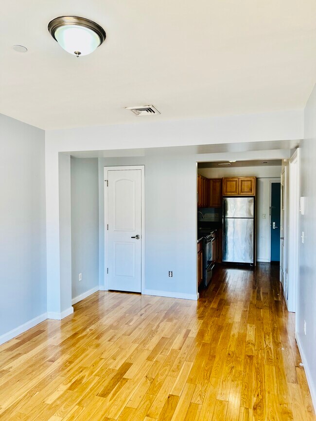 Foto del edificio - 143 Main St