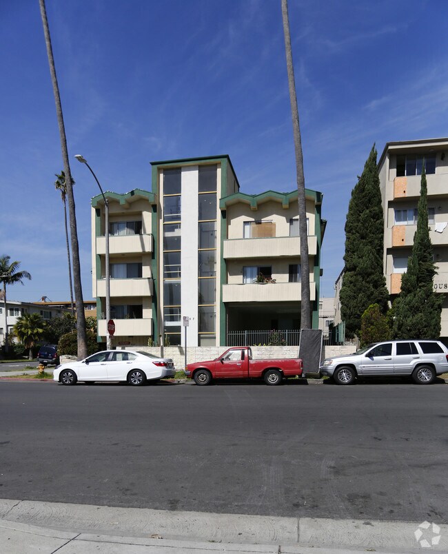 Building Photo - Choi Chul Apartments