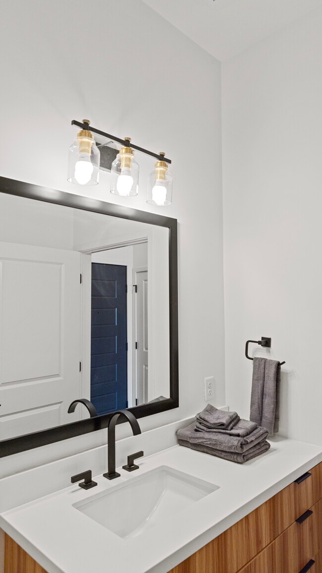 Building Photo - SoHo Apartments