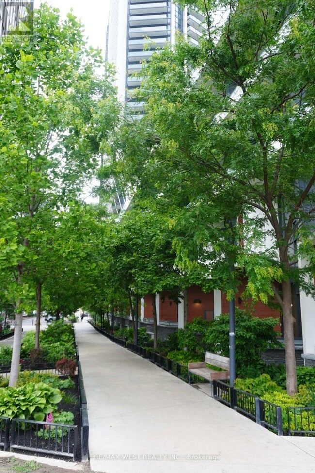 Building Photo - 50 Ordnance St